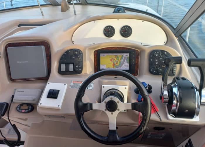 Ihr Tag in Pointe-à-Pitre: Mieten Sie ein Motorboot für einen ganzen Tag voller Entdeckungen.