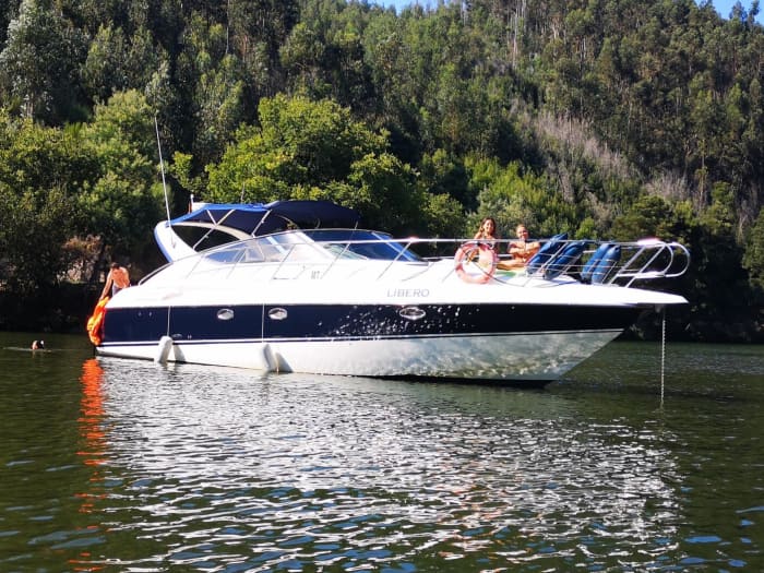 Ontdek Porto in een halve dag: een korte ontsnapping op een motorboot.
