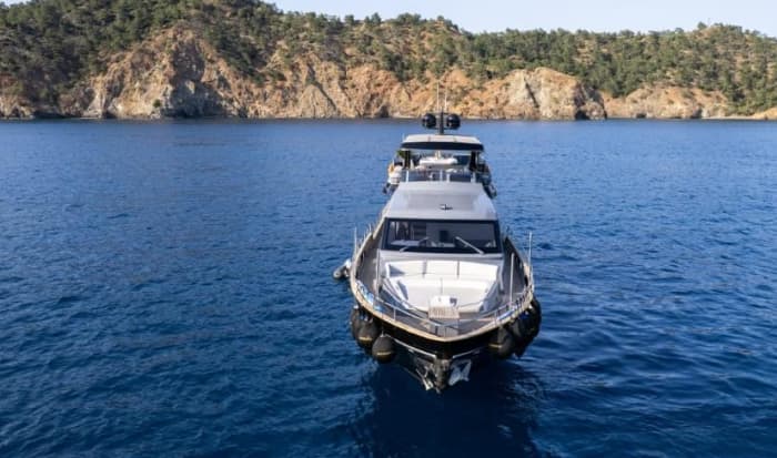 VIP Aegean Indulgence: Luxury Jacuzzi Yacht Charter in Göcek