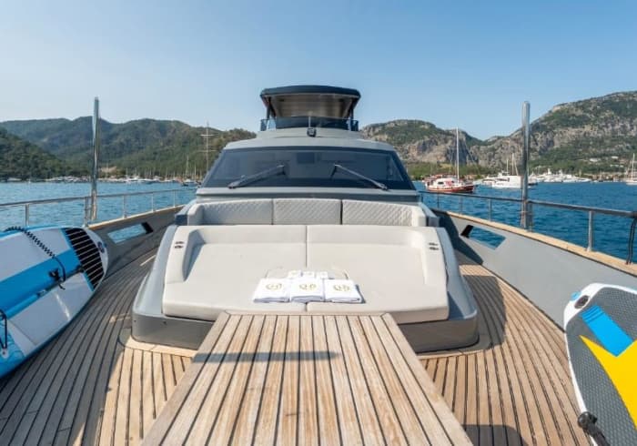 VIP Aegean Indulgence: Luxury Jacuzzi Yacht Charter in Göcek