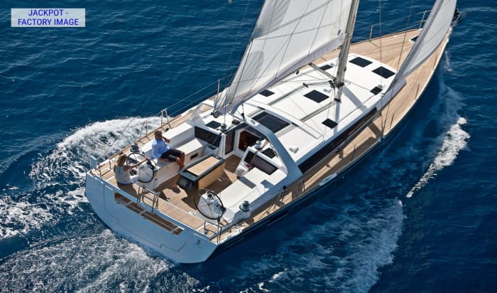 Excursion privée matinale à l'île de Dia à bord d'un luxueux voilier