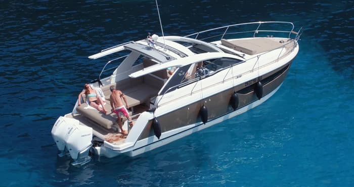 Discover Korčula’s Stunning Shores – A Memorable Day on a Fast & Comfortable Motorboat