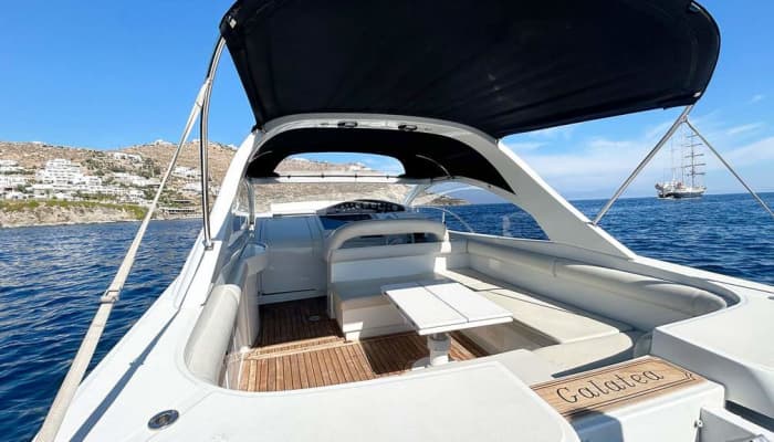 Pershing 38 (12 meter) ochtendcruise (10.00-14.00 uur)
