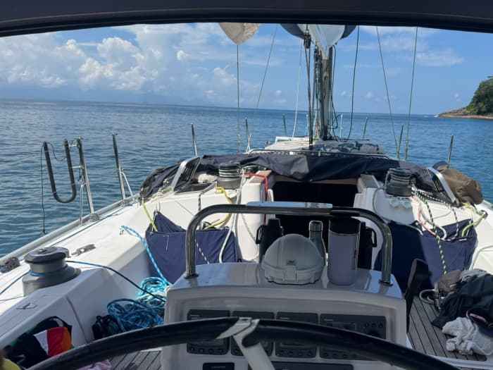 Une journée magique à Ubatuba à bord d'un voilier