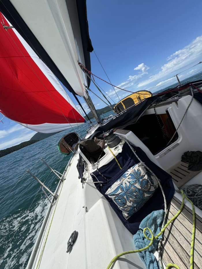 Une journée magique à Ubatuba à bord d'un voilier