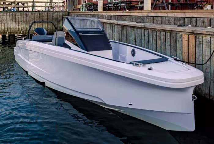 Ein zauberhafter Tag in Saint-Barthélemy auf einem Motorboot
