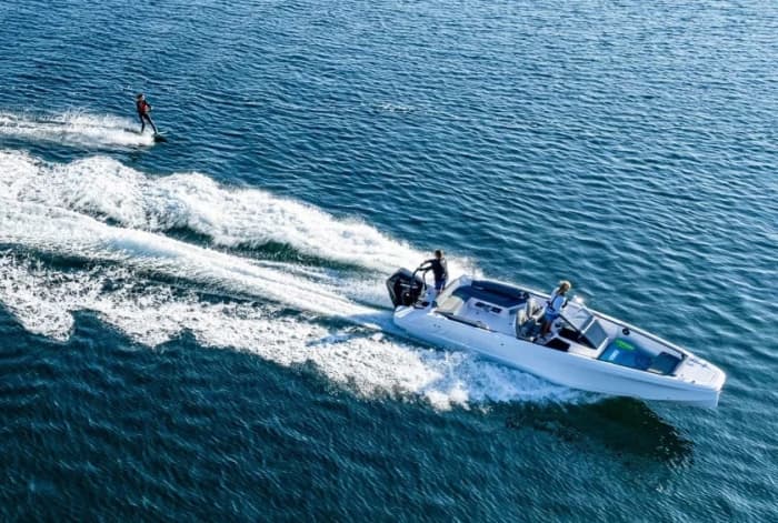 Ein zauberhafter Tag in Saint-Barthélemy auf einem Motorboot