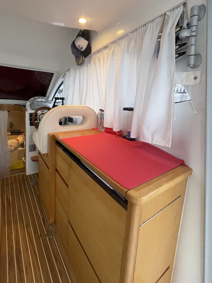 Ontspan 4 uur lang op een speedboot in Lissabon.