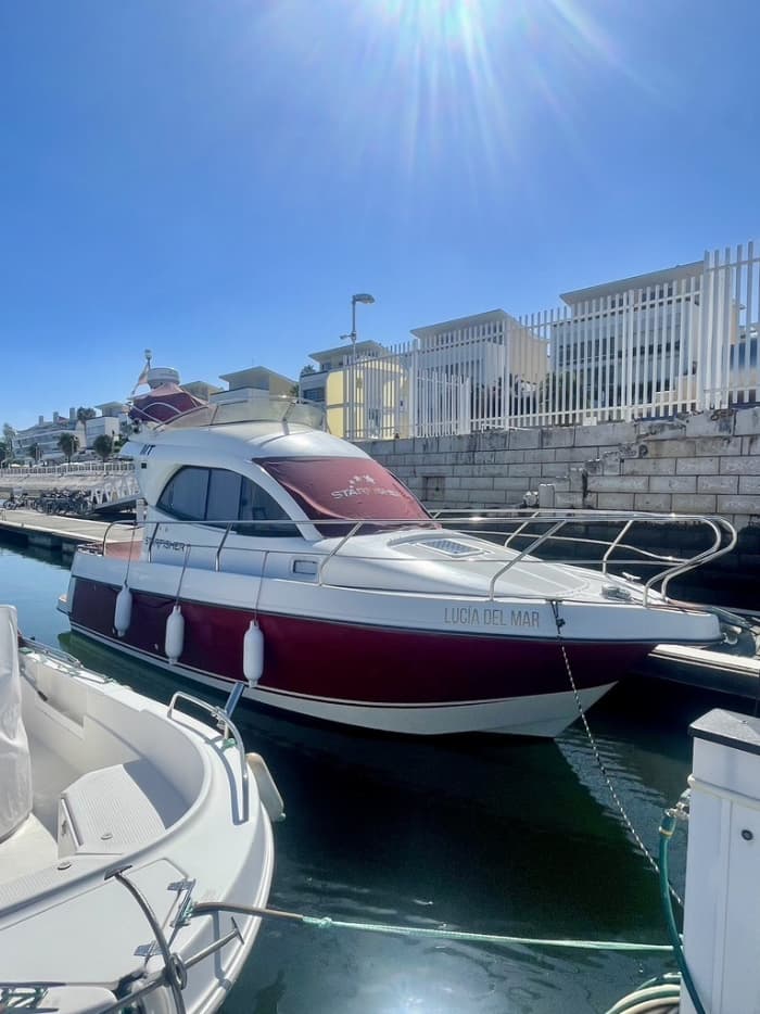 Ontspan 4 uur lang op een speedboot in Lissabon.