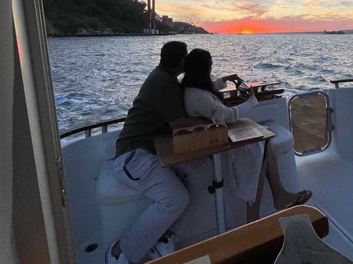 Ontspan 4 uur lang op een speedboot in Lissabon.