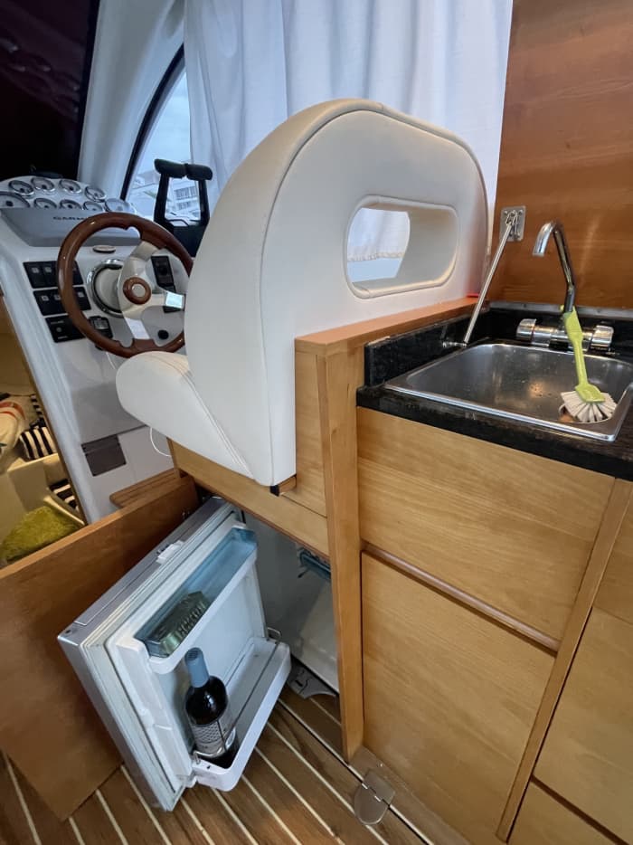 Ontspan 4 uur lang op een speedboot in Lissabon.