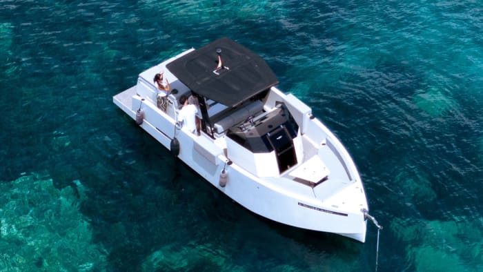 Een uitstapje naar Palma de Mallorca: 4 uur ontspanning op een motorboot.