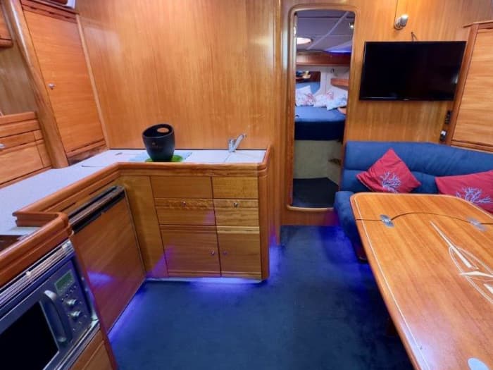 Ventotene Island Escape – Bavaria 42 HT Experience