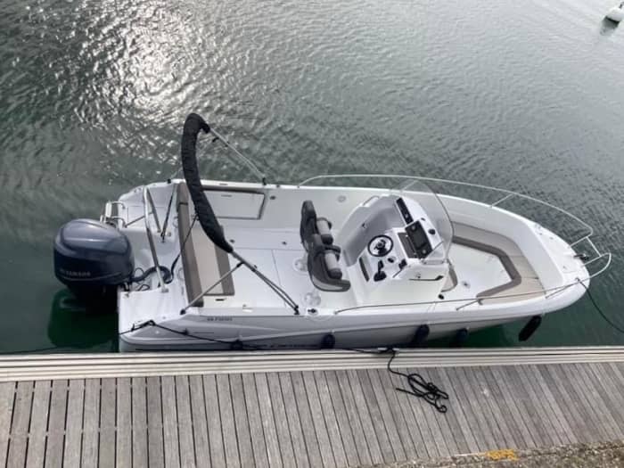 Day trip by boat departing from Crouesty