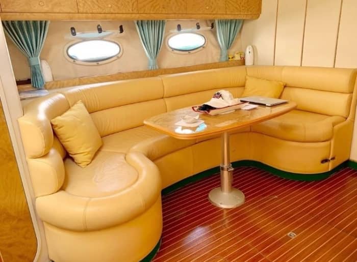 There are places you visit.
And then there are places you truly experience.

Aboard MONELLA, the sea of Lampedusa becomes an experience of elegance, relaxation, and authenticity. A day designed for those who desire the very best: impeccable comfort, a refined atmosphere, and attention to detail that transforms every moment into something special.