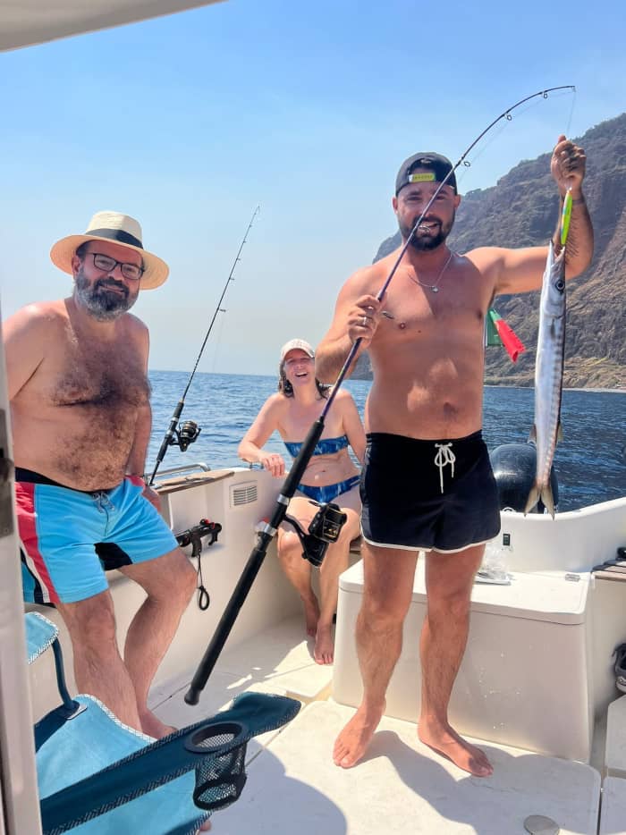 3,5 Stunden Sonne rund um Funchal auf einem Motorboot