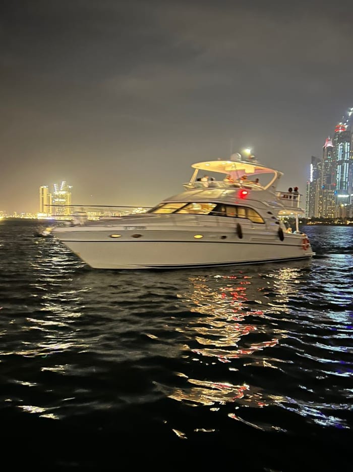 Sophistication at sea: Discover Dubai on a luxury motor yacht
