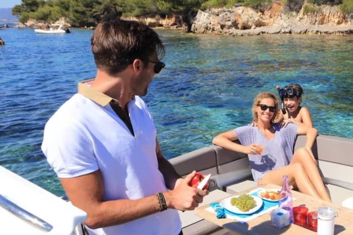 Private boat trip with dedicated skipper | Relaxing day in the Estérel mountains with paddleboarding & snorkeling