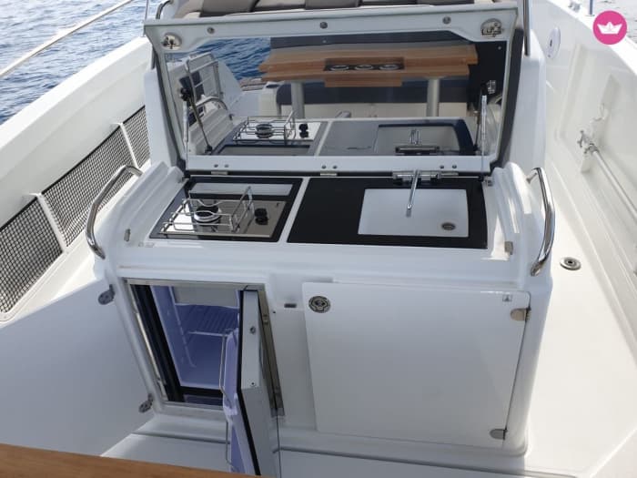 Private boat trip with dedicated skipper | Relaxing day in the Estérel mountains with paddleboarding & snorkeling