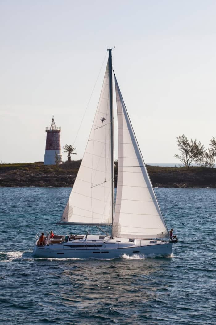 Verken Mallorca en geniet van een hele dag zeilen op een zeilboot.