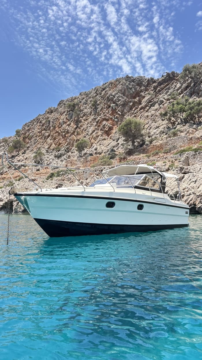 Excursion en bateau à moteur d'une demi-journée à Chania