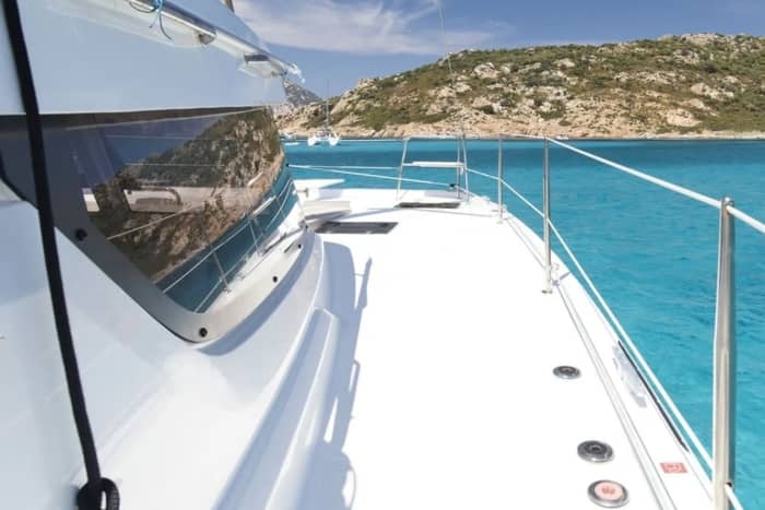 Ontdek Palermo tijdens een dagtocht per catamaran.