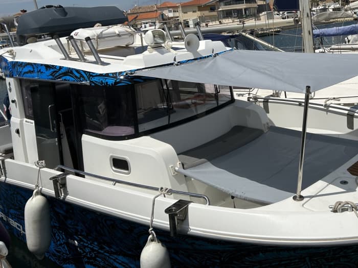 Location de bateau à moteur à la journée à frontignan