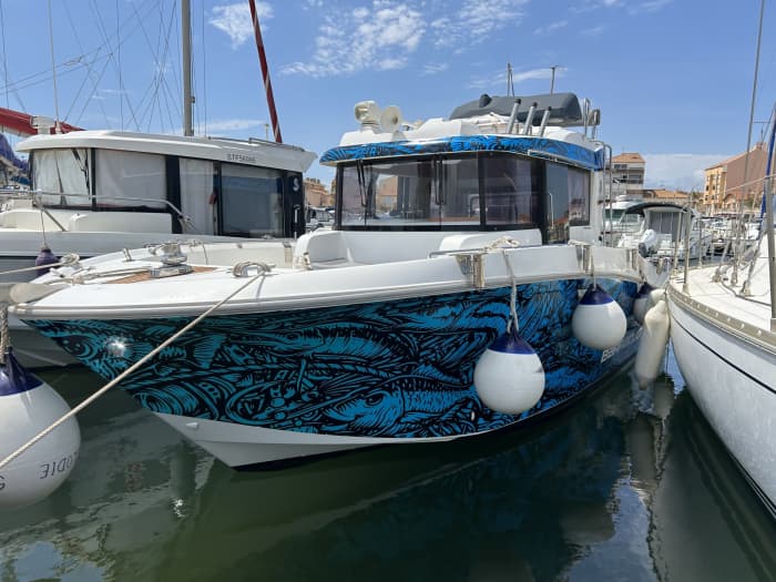 Location de bateau à moteur à la journée à frontignan