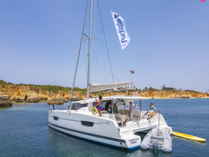 Escapade d'une journée en catamaran en Algarve – 9 heures de Portimão