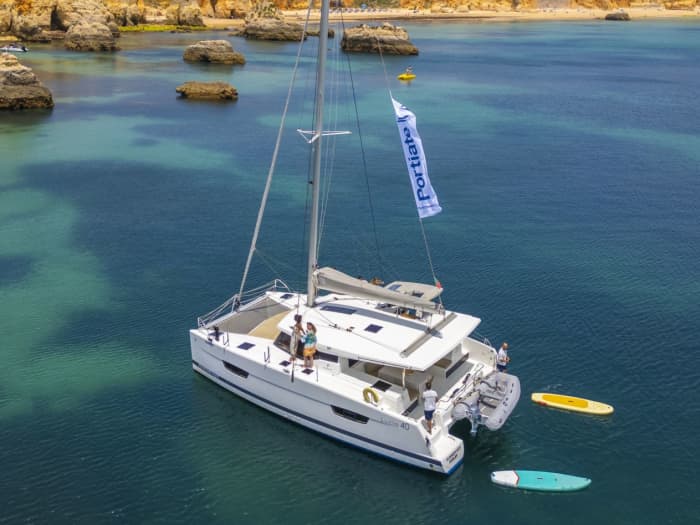 Escapade d'une journée en catamaran en Algarve – 9 heures de Portimão