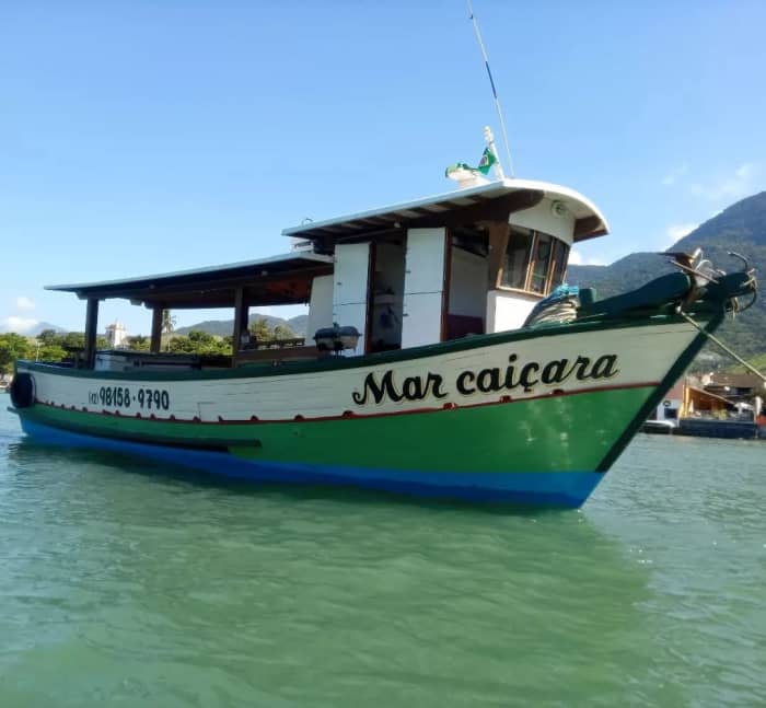 Un voyage sur mesure à São Sebastião : journée complète de magie sur une goélette