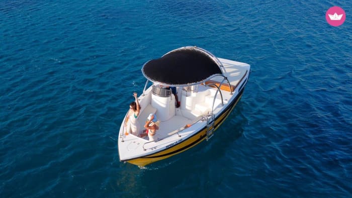Sunset on Mykonos: two hours of magic at sea