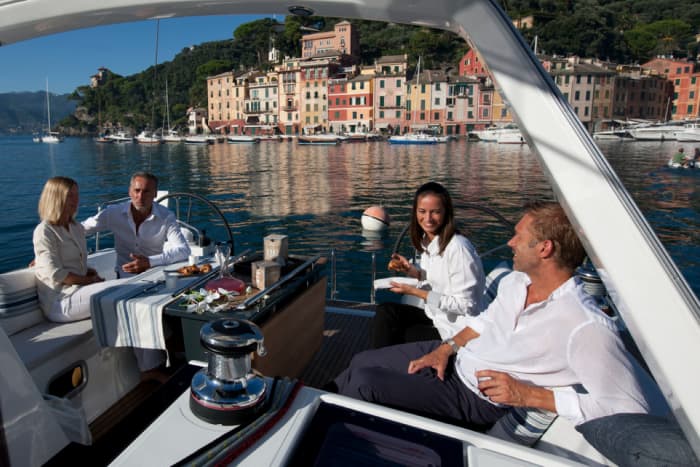 Private Sunset Trip to Dia island on a luxurious sailing yacht