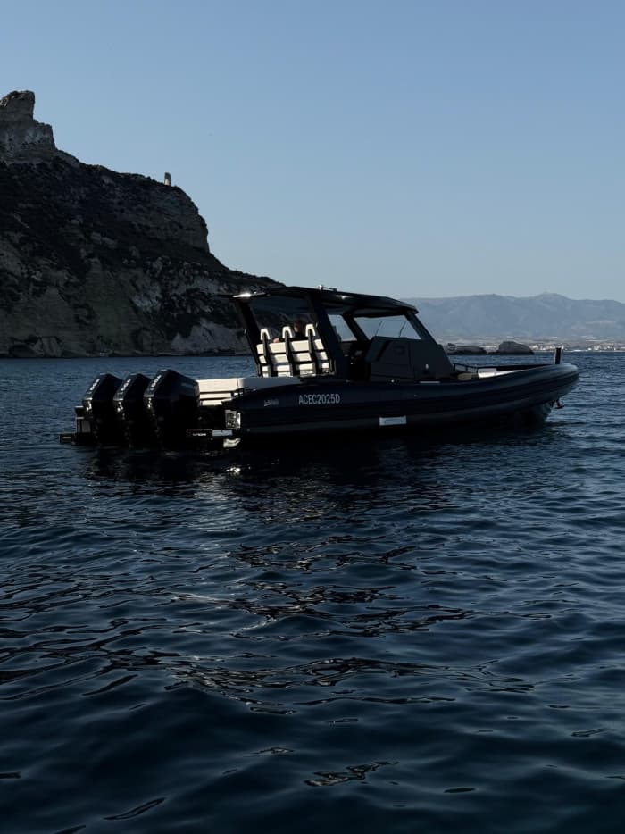 Ein Tag in Porto Cervo auf einem Motorboot