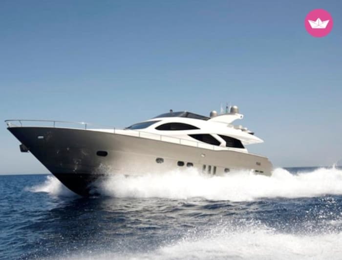 Sonnenuntergangserlebnisse in Sorrent oder Capri auf einer Luxusyacht