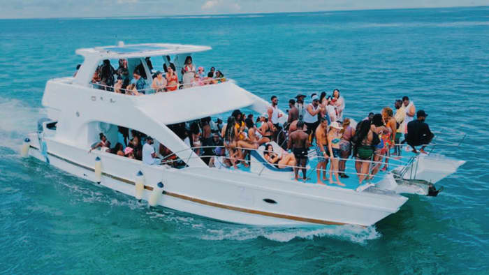 Punta Cana: feestboot met snorkelen, drank en hiphop