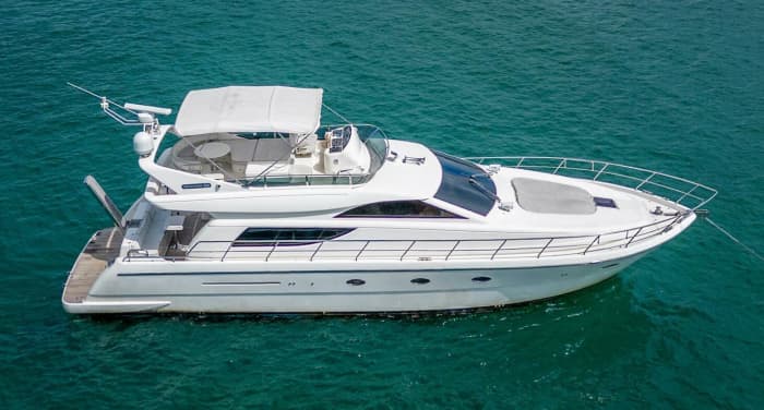 Excursion en bateau d'une journée complète avec arrêts dans la zone protégée de Villasimius