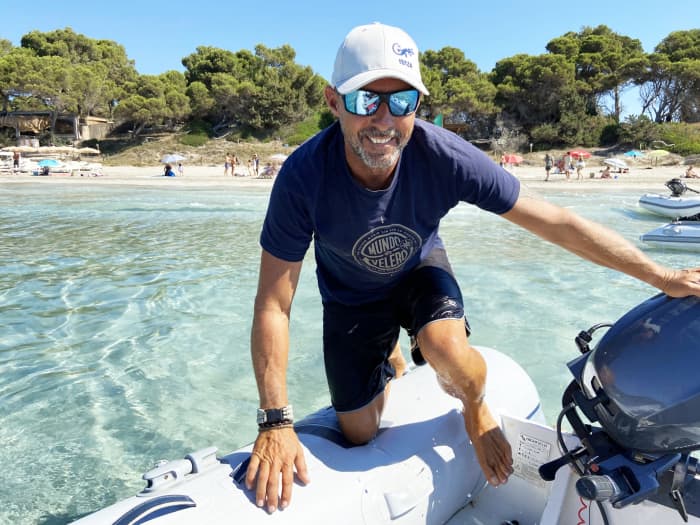 Spend a 8h sailing around Puerto Segur-Calafell on a sailboat