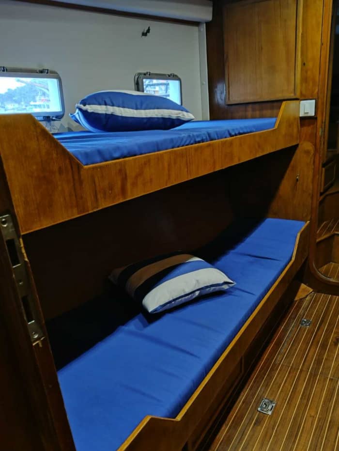 Cały dzień magii na Gozo na żaglówce