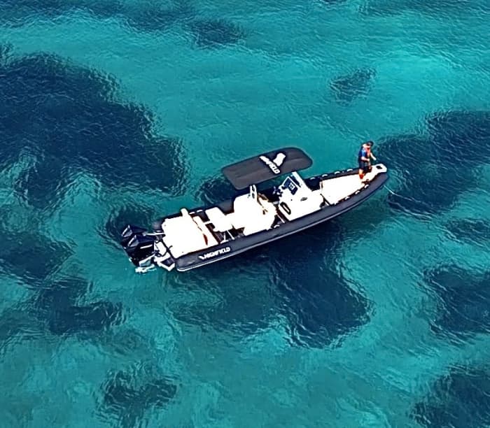 Privater Schnellbootausflug zum atemberaubenden La Maddalena-Archipel und in den Süden Korsikas