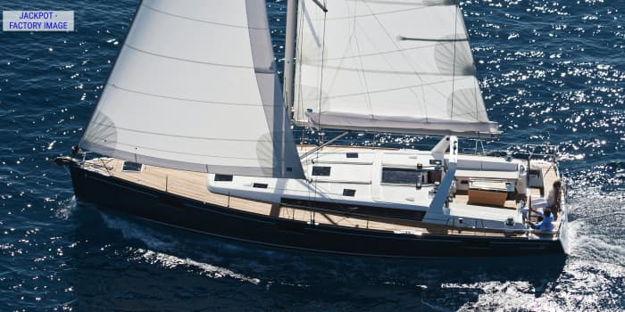 Excursion privée matinale à l'île de Dia à bord d'un luxueux voilier
