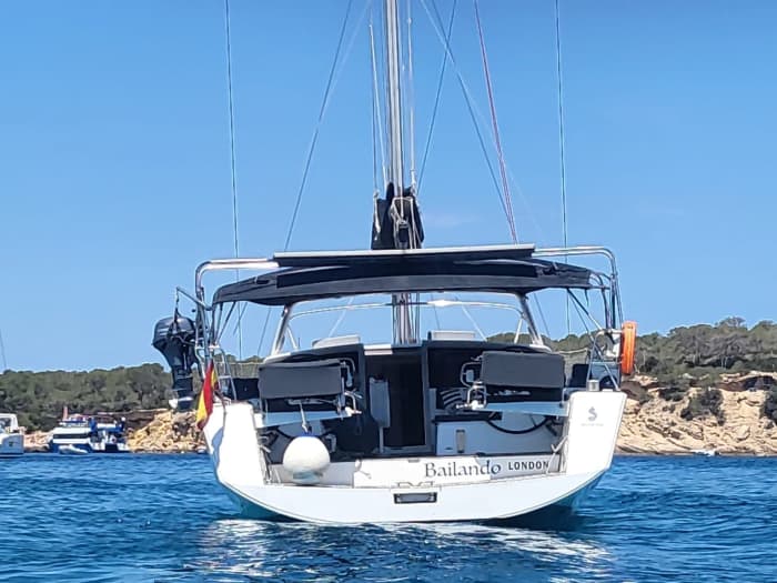 Ganztägiges Segelerlebnis auf einem Segelboot in Valencia