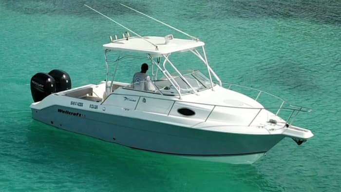 Geniet van 7,5 uur op een motorboot om Bayahibe te verkennen.