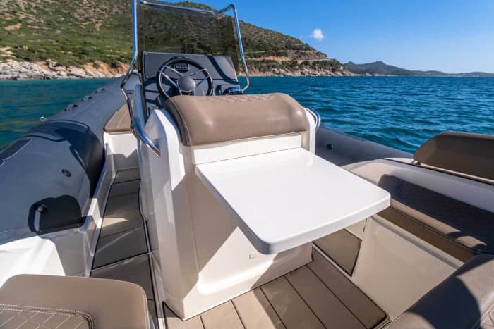 8h d'excursion en bateau sur la Costa Brava – Explorez !