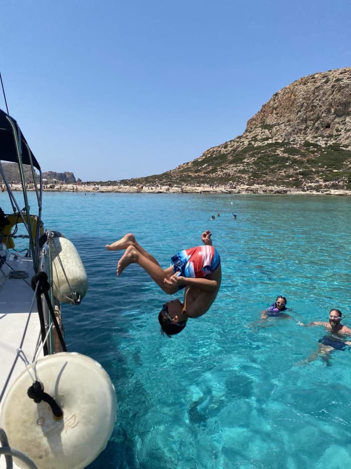 Der Rhythmus von Kissamos: Unvergessliche Momente auf einem Segelboot