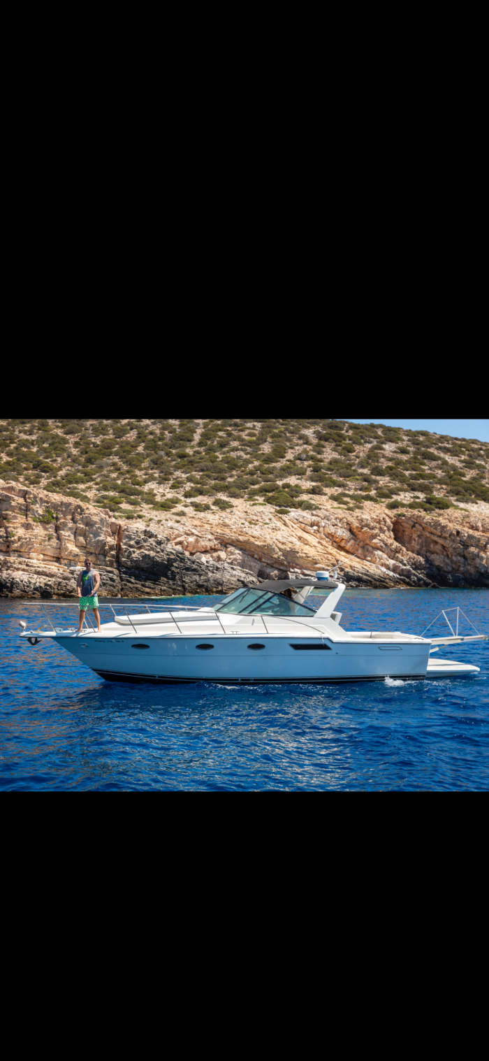 Odyssée au sud de Naxos, à Koufonisia et dans la grotte de Rina – Expérience en yacht privé