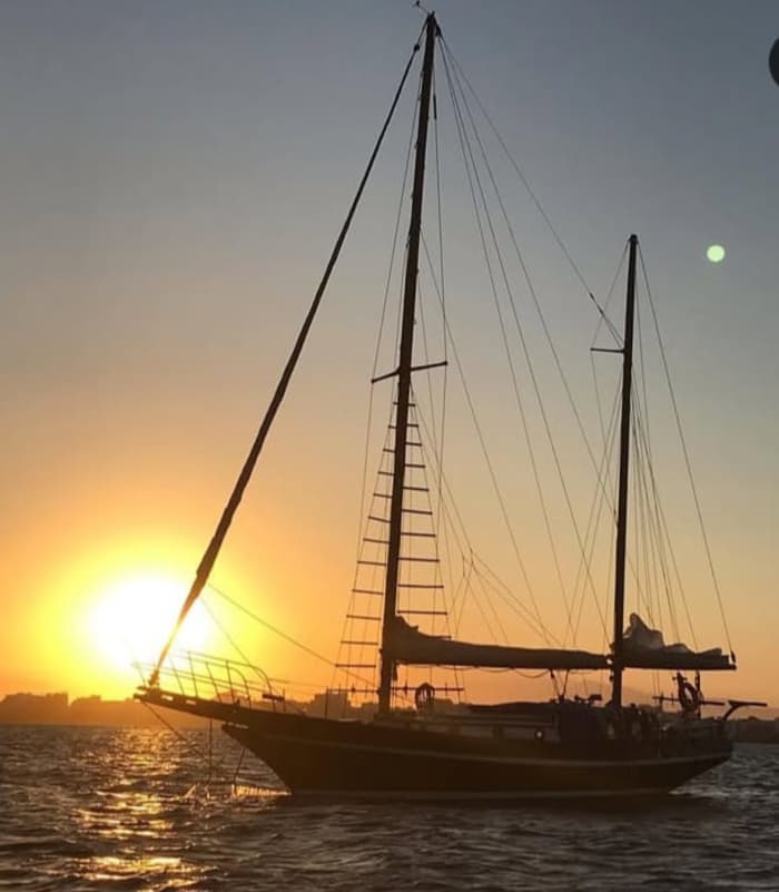 Magical sunset in the Bay of Palma Private sailing excursion