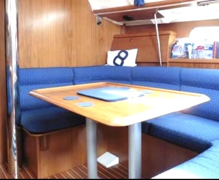 Explore Portsmouth and enjoy a full day of sailing on a sailboat