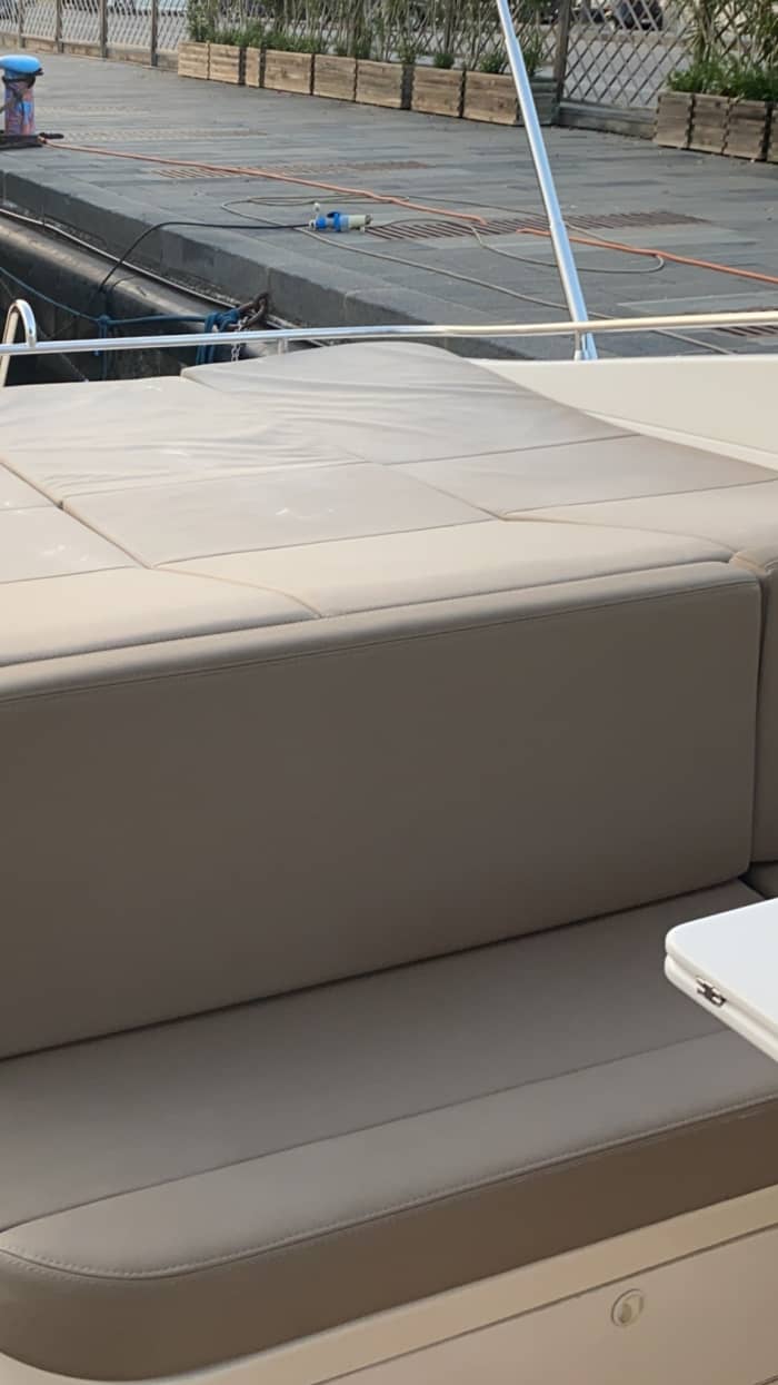 En skräddarsydd Milazzo-resa: En heldag fylld av magi på en motoryacht