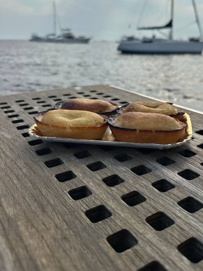 Um dia em Gallipoli: Desfrute de 7h30 de descobertas em um barco a motor.